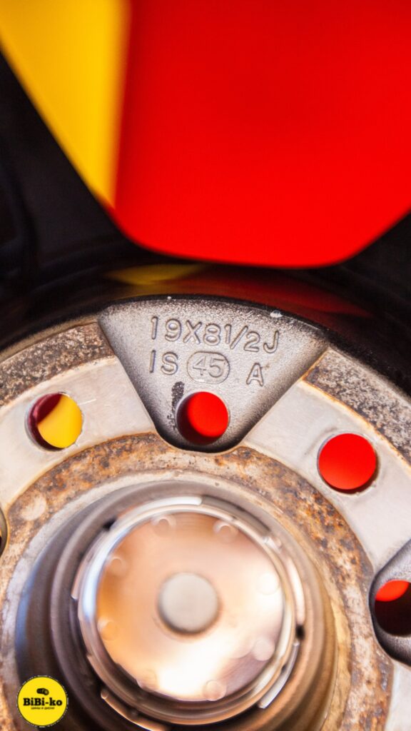 WORK EMOTION T5R — фото 40