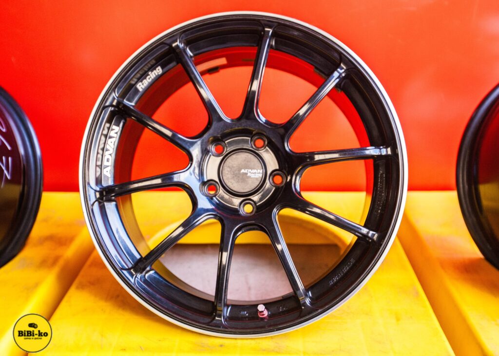 ADVAN Racing RZII — фото 10