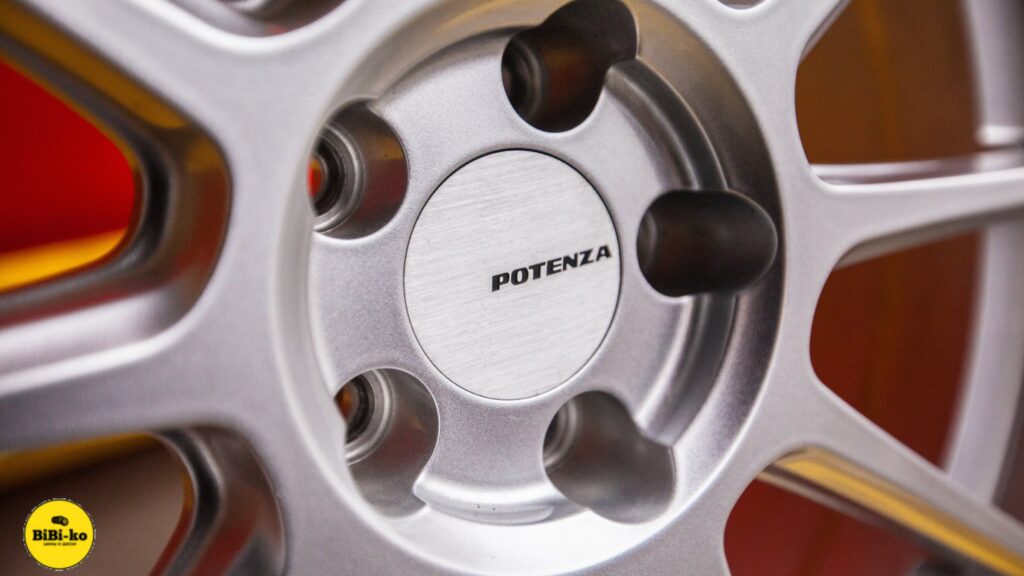 Bridgestone Potenza Adrenalin SW010 — фото 7